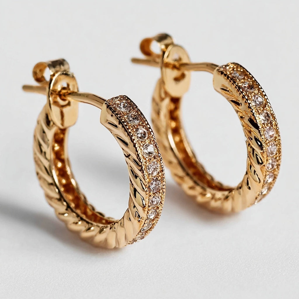 Elevate Your Style with Summer Anklets | Renude