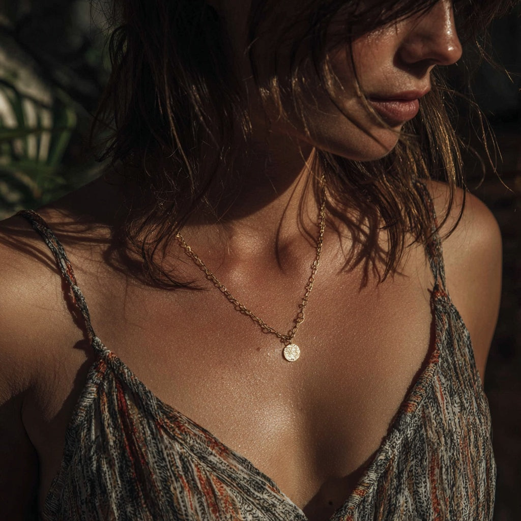 Chic Zodiac Sign Necklaces at Unbeatable Prices | Renude