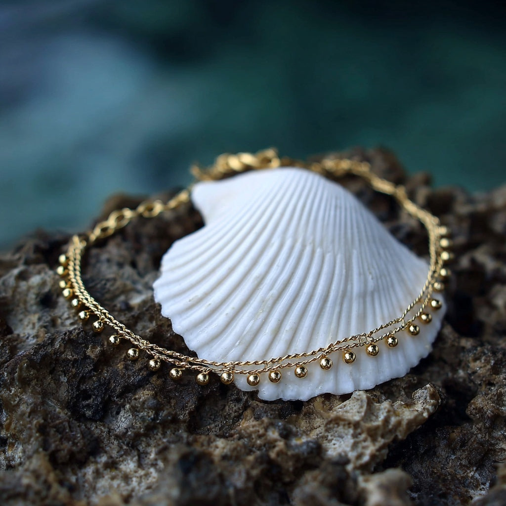 Chic Summer Anklets to Elevate Your Style | Renude