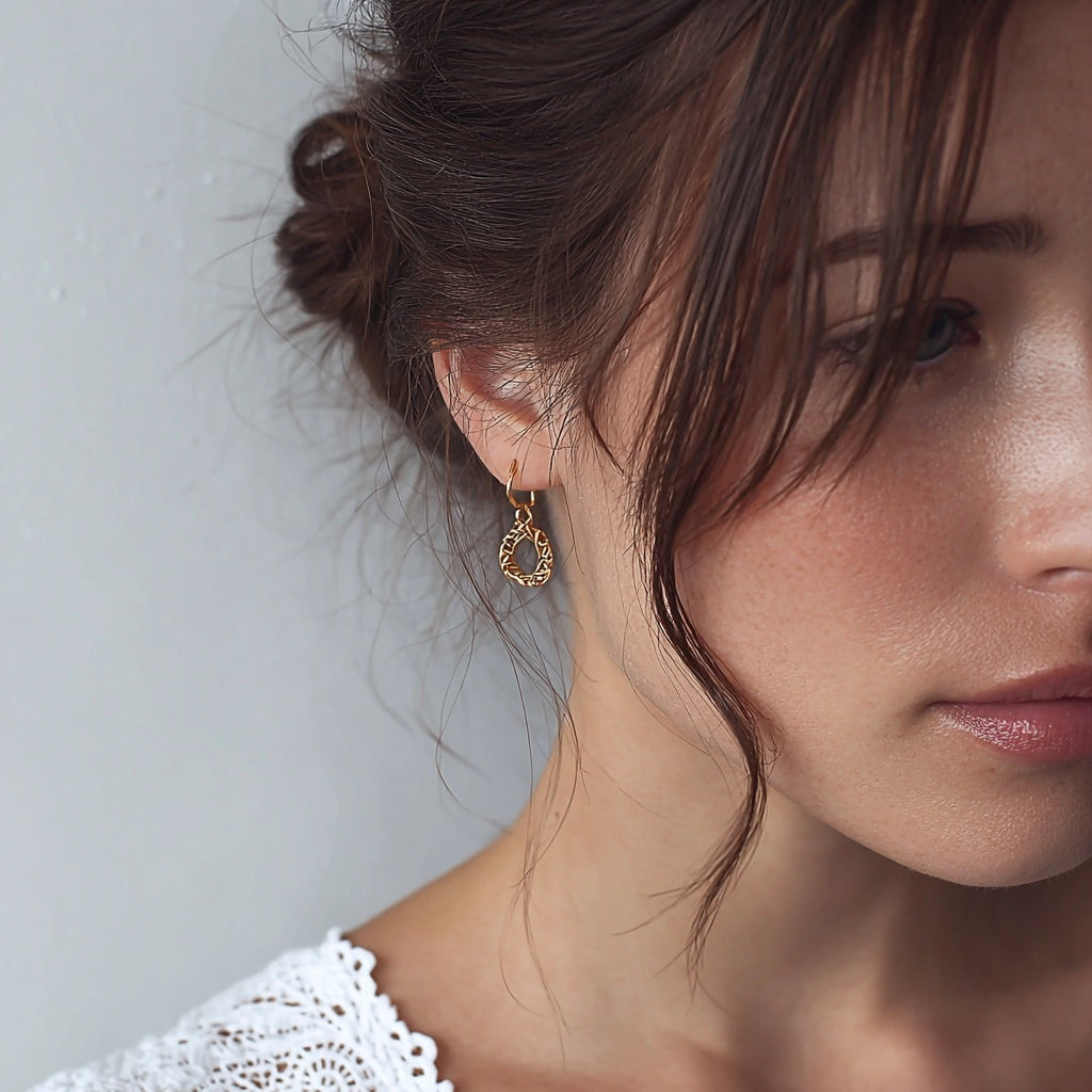 Elevate Your Casual Style with Trendy Jewelry | Renude